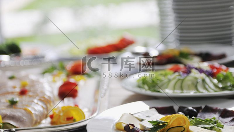 揭秘零食批发一手货源代理：条件与注意事项